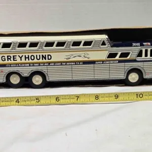 Friction Greyhound Bus Super Scenicruiser