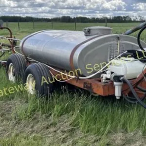 White 60ft 400 gallon sprayer