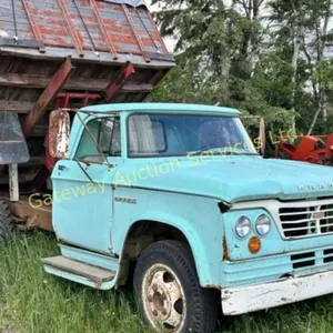 Fargo 400 series grain truck 4 speed transmission
