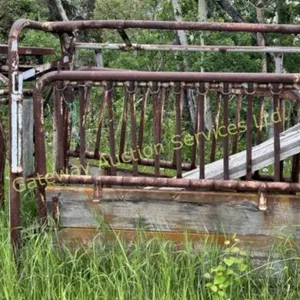 Livestock squeeze