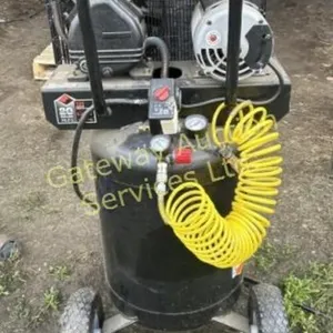 Black Diamond 20 Gallon air compressor on Wheels