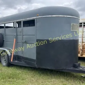 1983 Wilki stock trailer