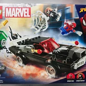 LEGO 76309 Marvel: Spider-Man vs. Venom Muscle Car