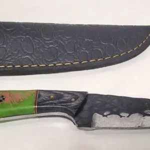 Hand Forged Damascus Steel Knife w/Sheath