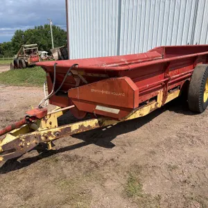 New Holland S676 Manure Spreader