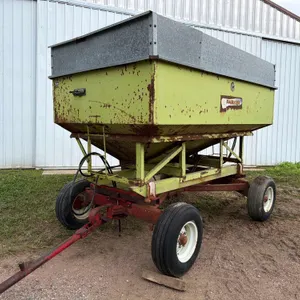 Parker 200bu Gravity Wagon w/ Sudenga Seed Auger