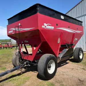 Demco 650bu Posi Flow II Gravity Wagon