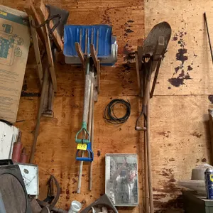 Assorted Shovels
