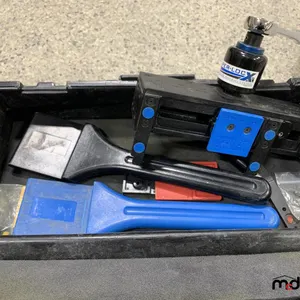 Taper-LOC Installation Removal Kit
 UNRESERVED