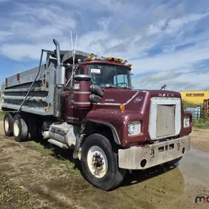 1982 Mack RS600L T/A Dump Truck
 UNRESERVED