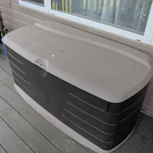 Rubbermaid Outdoor Storage Deck Box 56" x 24" x 24"