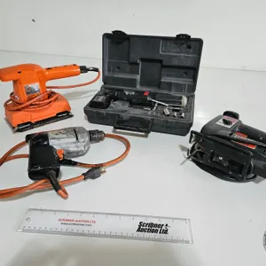 Tool Grouping : - SKIL Saw - Black & Decker Corded Drill - SKIL Cordless Screwdriver Set - Black & D