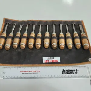 Chisel Set