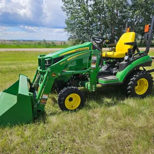 TRACTOR : 2018 John Deere 1025R : 4WD : Diesel 3pt Hitch : w/120R JD FEL