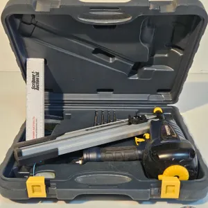 Air Nailer : Mastercraft Model 58-8434-4 w/carry case