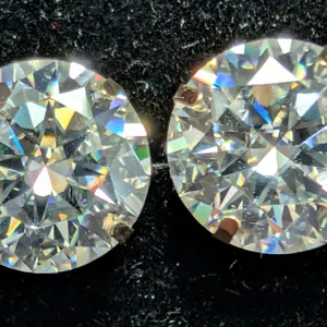 14K(0.89G), MOISSANITE (3.6CT) EARRING, SUGGESTED RETAIL VALUE $1000