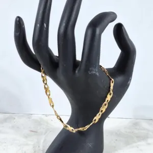 Gold bracelet marked 585
