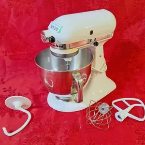 KitchenAid Artisan Stand Mixer with 3 attachments