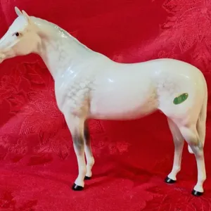 Beswick Horse Figurine "Thoroughbred Stallion