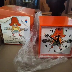 Seth Thomas Yosemite Sam Minicube electric clock