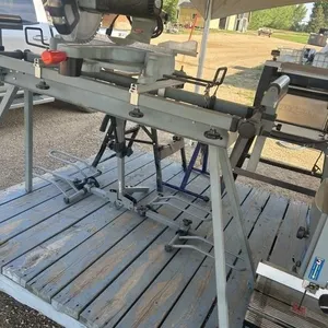 KING CANADA SLIDING MITRE SAW W/ STAND