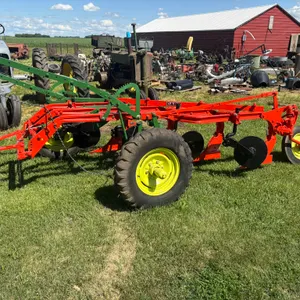 Case 4-14” Trailing Plow, On Rubber, (4) Coulters, Clutch Lift, Parade Condition