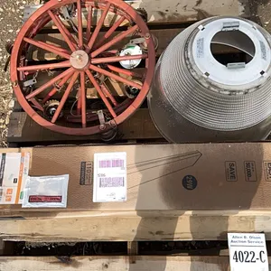 2 - 2' WAGON WHEEL LIGHT FIXTURES, 2 - LED - FXUWS29/40V LIGHT FIXTURES - DISPERSAL FOR JACE CRAFT INC.