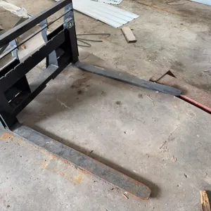 Attachments International Skidsteer Forks