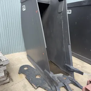 Spade-Nose Bucket