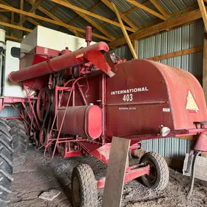 International 403 Combine
