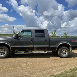 2004 FORD F-350 Super Duty Crew Cab Short Box Truck, 273,762 KM, 4X4, Automatic