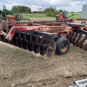 KELLO-BILT Series 210 t/a Offset Disc, 12 Ft., 10” Spacing, (2) Like New Tires