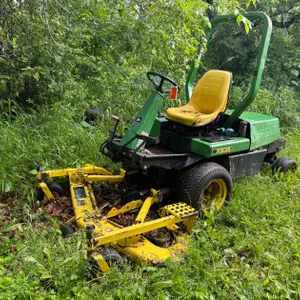 John Deere F935 Mower