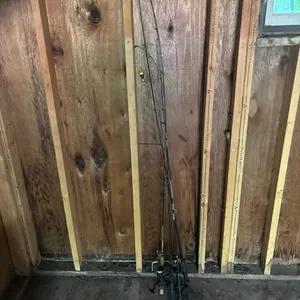 (5) Fishing Rods and poles