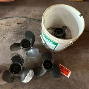 (4) Used Propellers