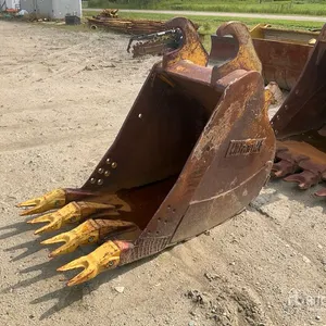 Brandt 36 in Digging Excavator Bucket - Fits Cat 300 Series
