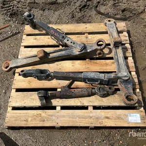 Case MX 270 3 Point Arms