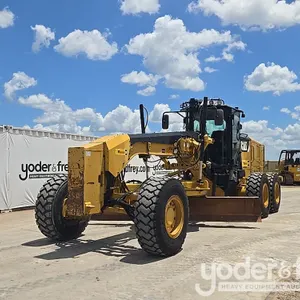 2016 CAT 140M3 AWD 