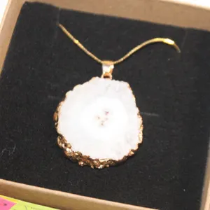GP WHITE SOLAR QUARTZ SLICED PENDANT