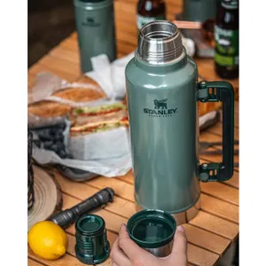 Stanley Classic Bottle 1.5 QT Green