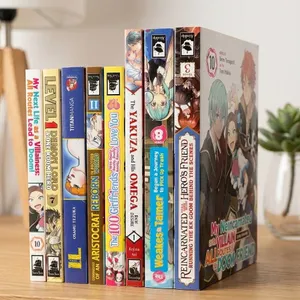 Bundle of 8 Manga Volumes, Assorted Series
