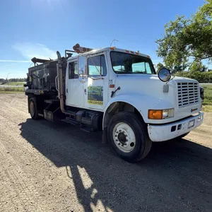 1991 International 4900 4x2 Truck