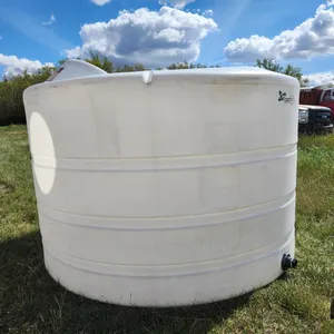 1000-Gallon Poly Tank
 UNRESERVED