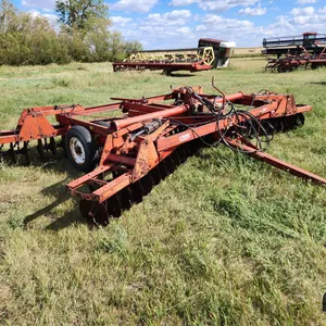 White 256 18' Tandem Disc
 UNRESERVED
