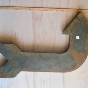 Metal Arrow