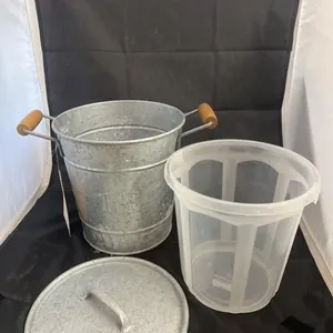 Galvanized Ice Bucket w/Plastic Insert