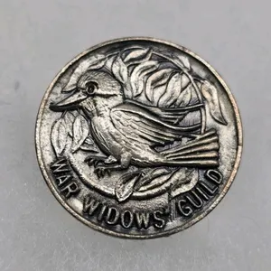 WW2 War Widows Guild  Badge W8770