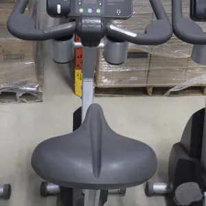 Life Fitness CLSC Exercise Bike ***will require 2-3 people to move & load*** Life Fitness   CLSC  CL