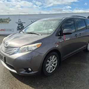 2011  Toyota  Sienna  XLE 7-Passenger Auto Access Seat 4dr Mini-Van