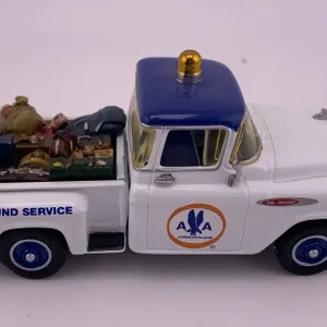 1957 Chevy Pick-Up American Airlines Matchbox Collectibles American Giants Die-Cast w/ COA